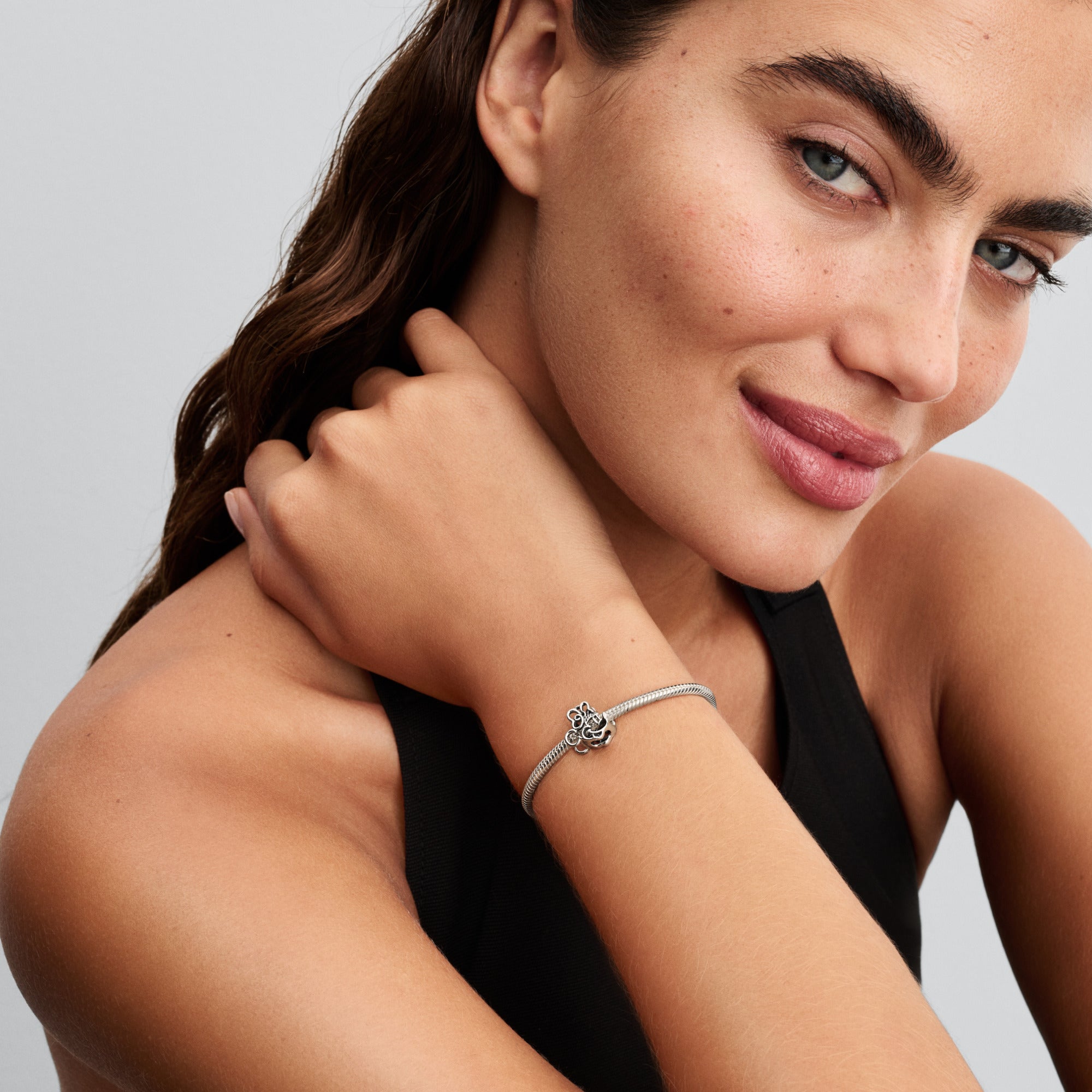 Disney Minnie Mouse Openwork Charm