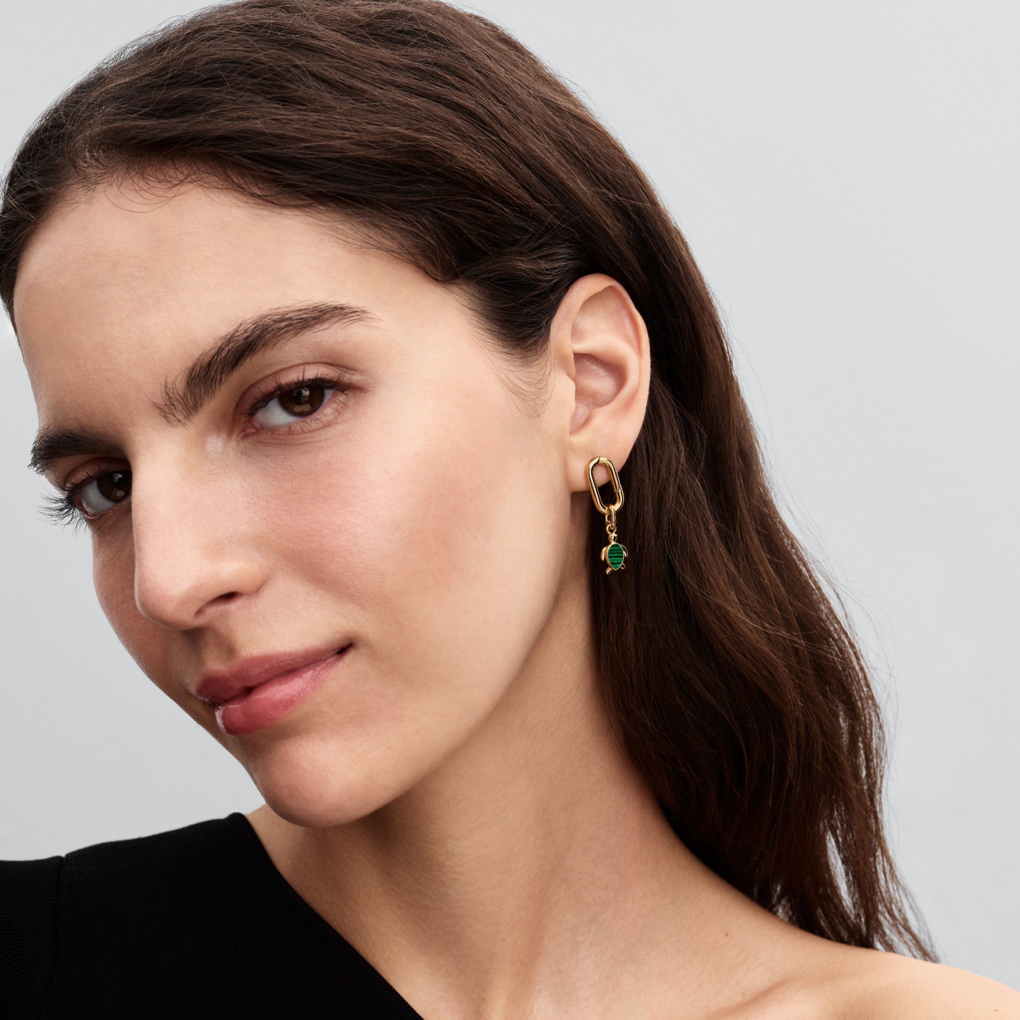 Openable Stud Earring