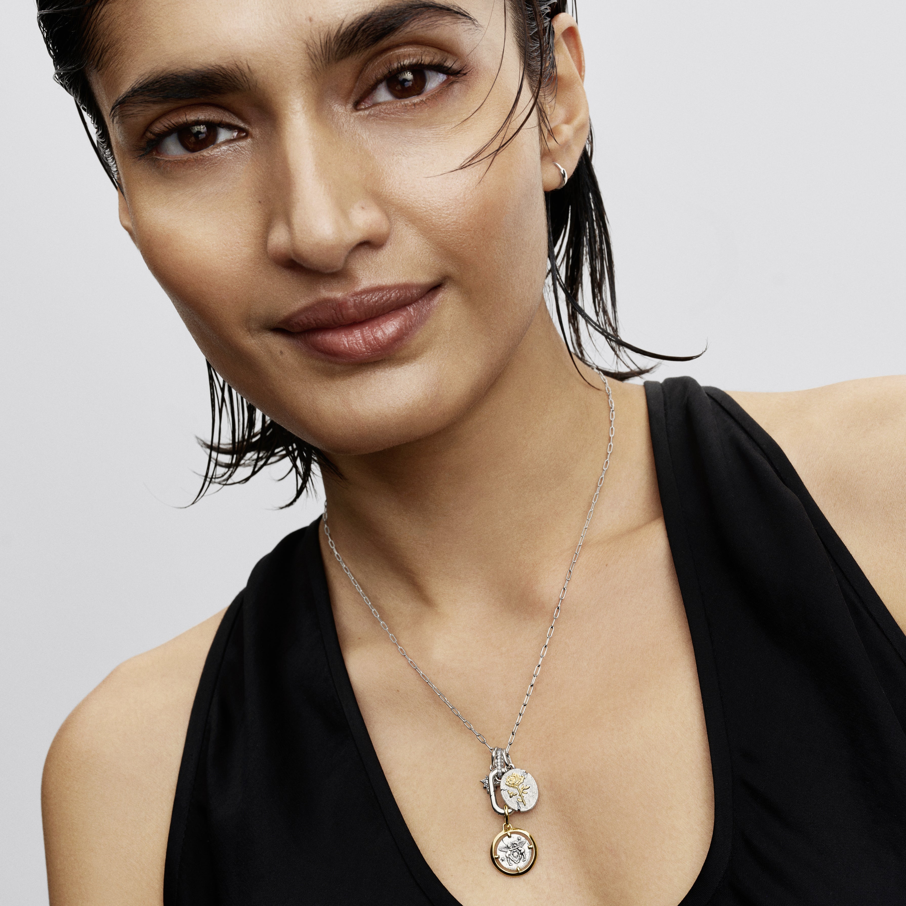 Openable Link Pendant Necklace