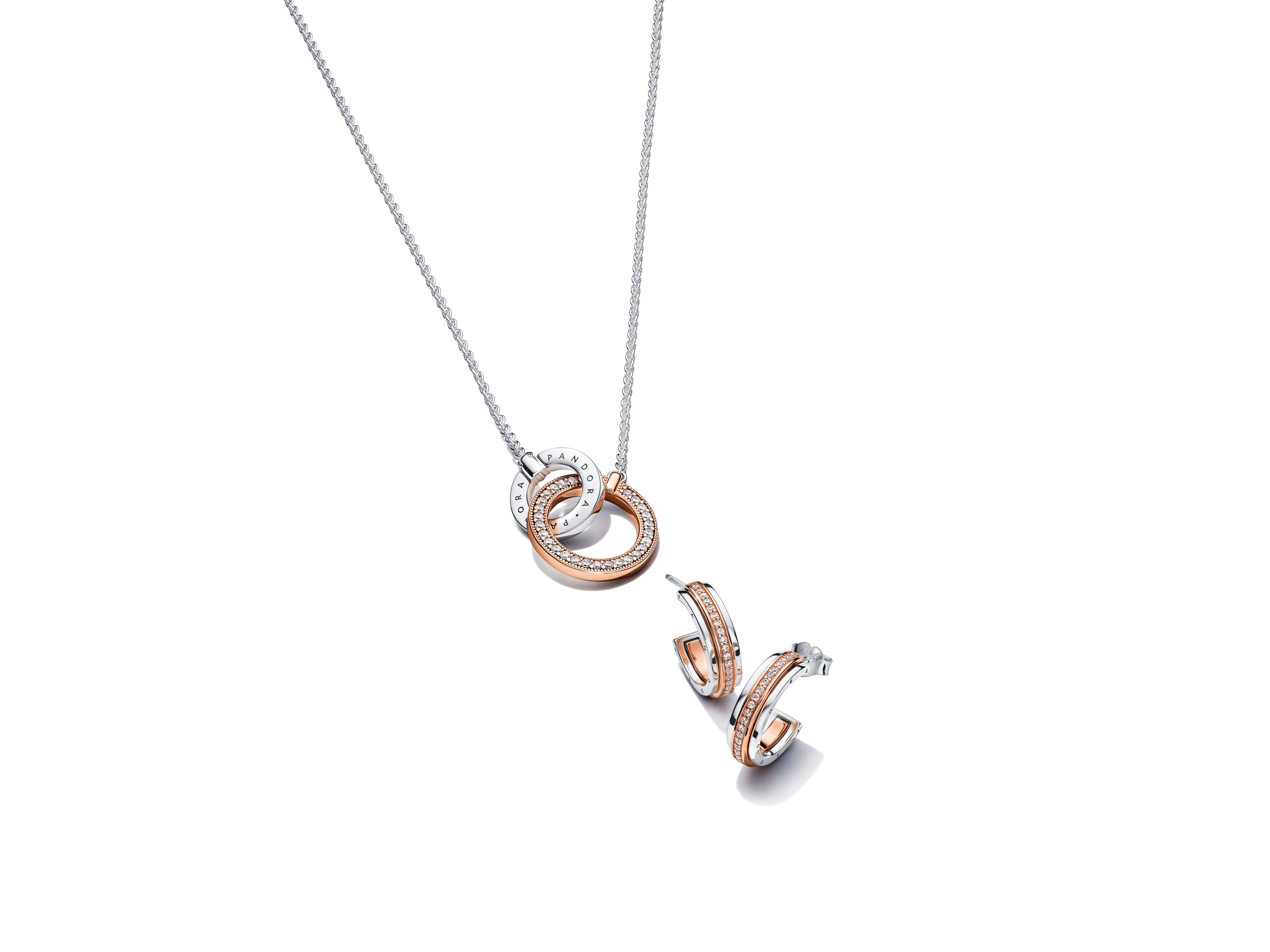 Pandora Signature Two tone Intertwined Circles Necklace