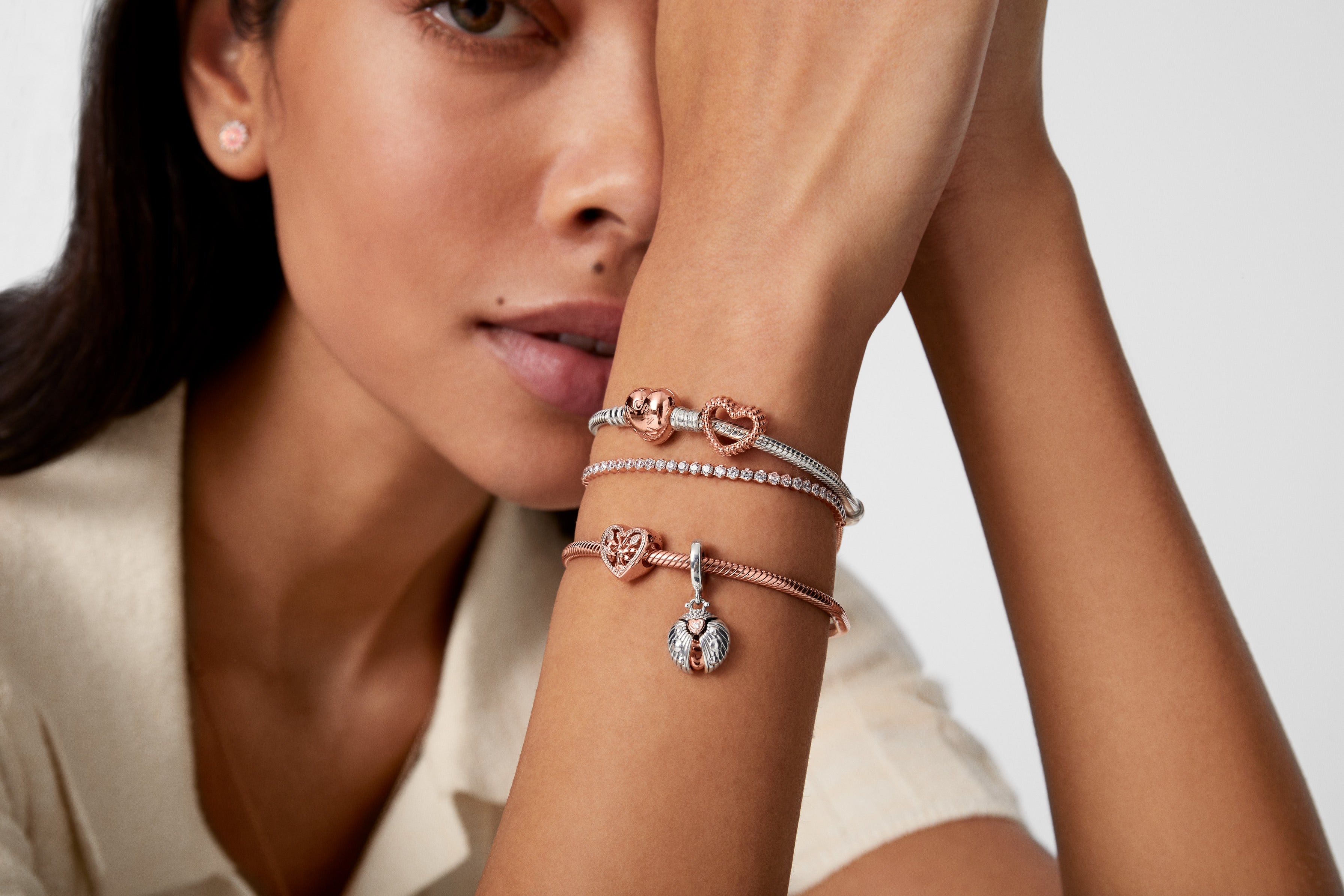 Pandora Moments Pavé Heart Clasp Snake Chain Bracelet