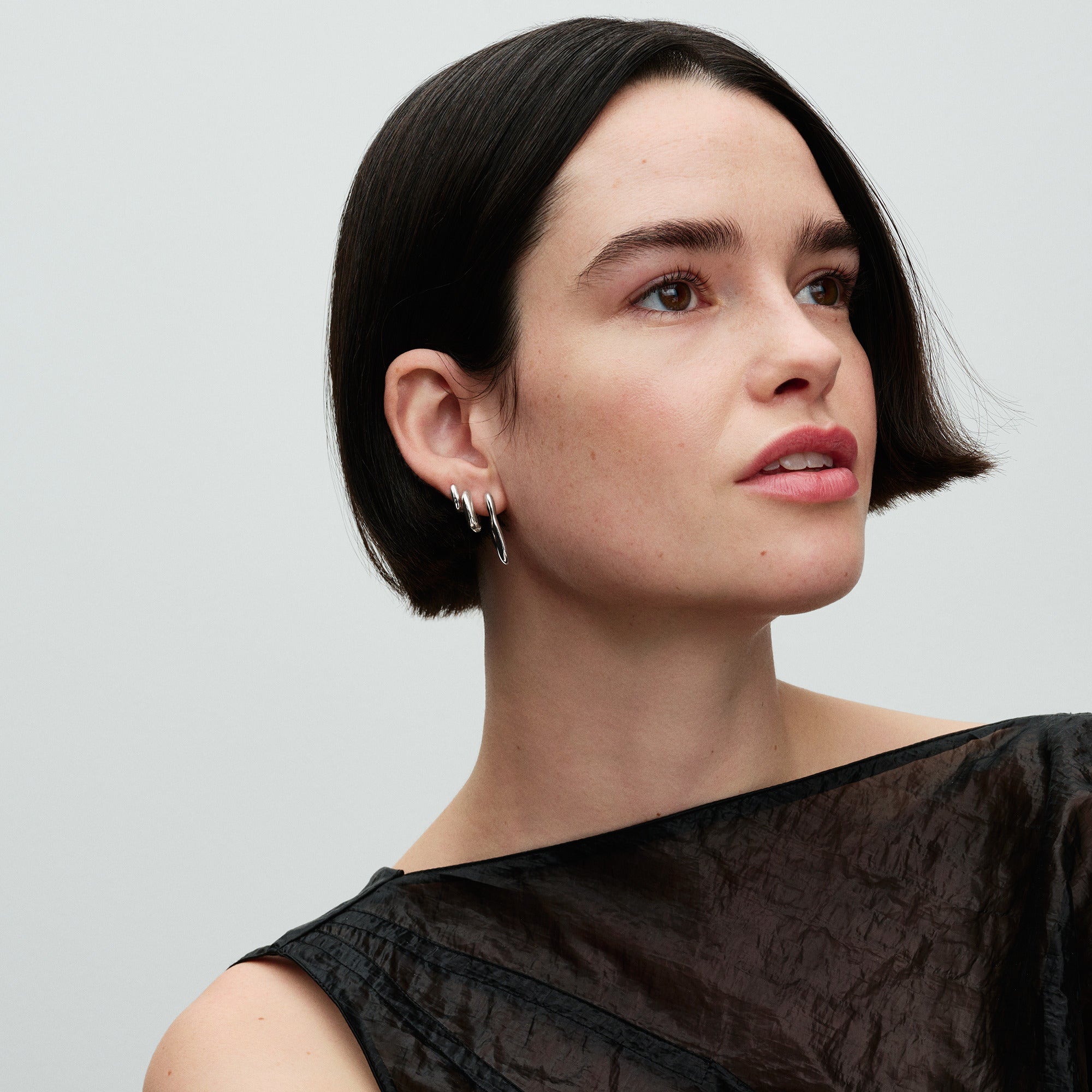 Organically V-shaped Open Hoop Earrings