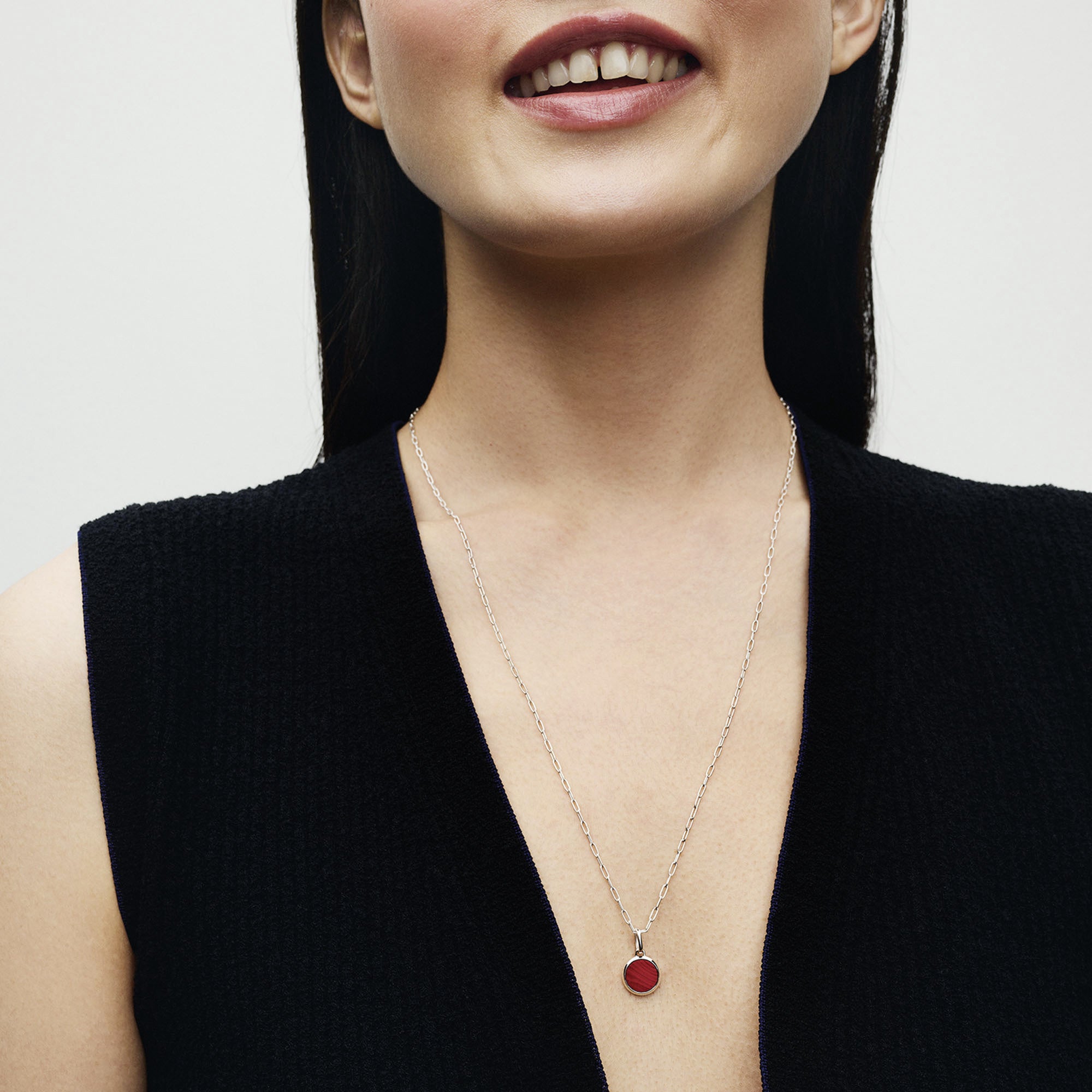 Red Murano Glass Engravable Mini Medallion Charm