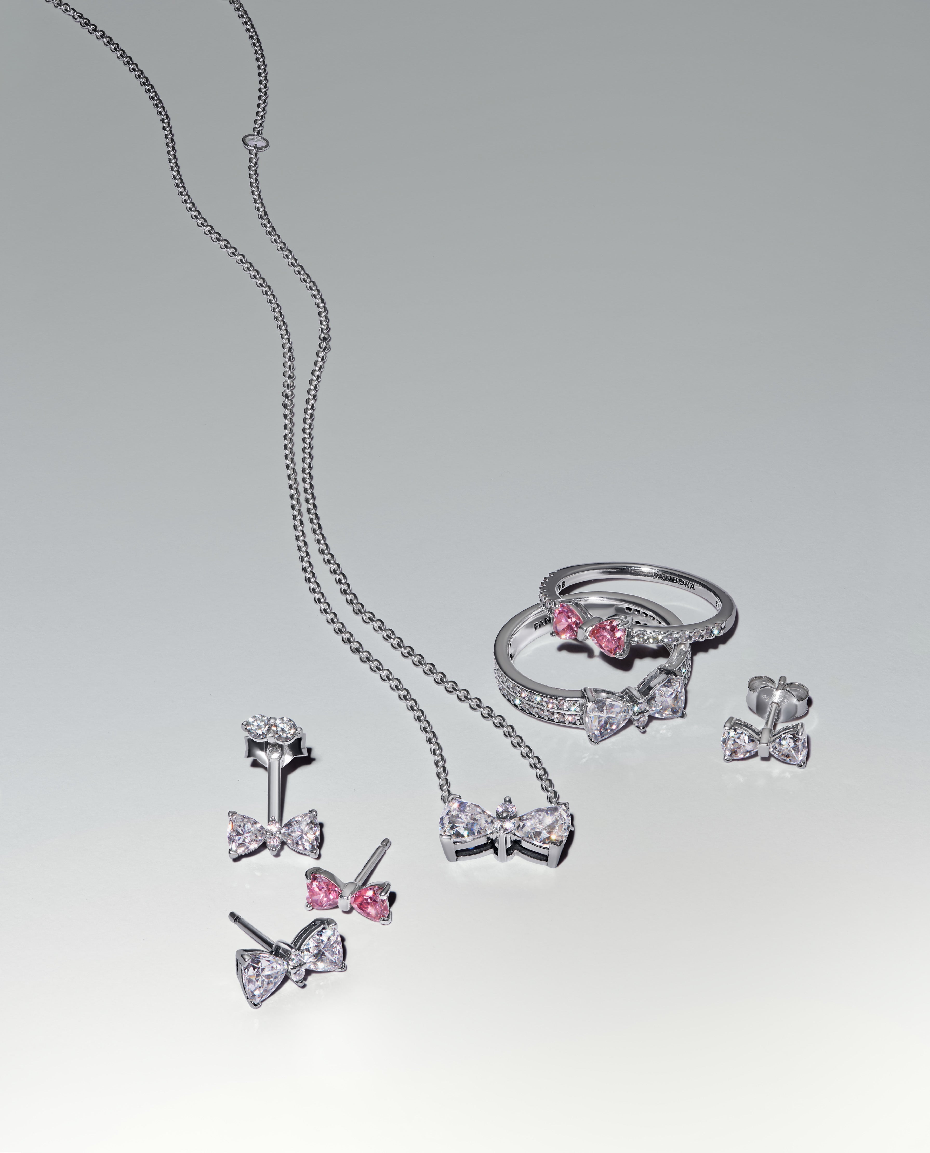 Sparkling Pink Bow Ring