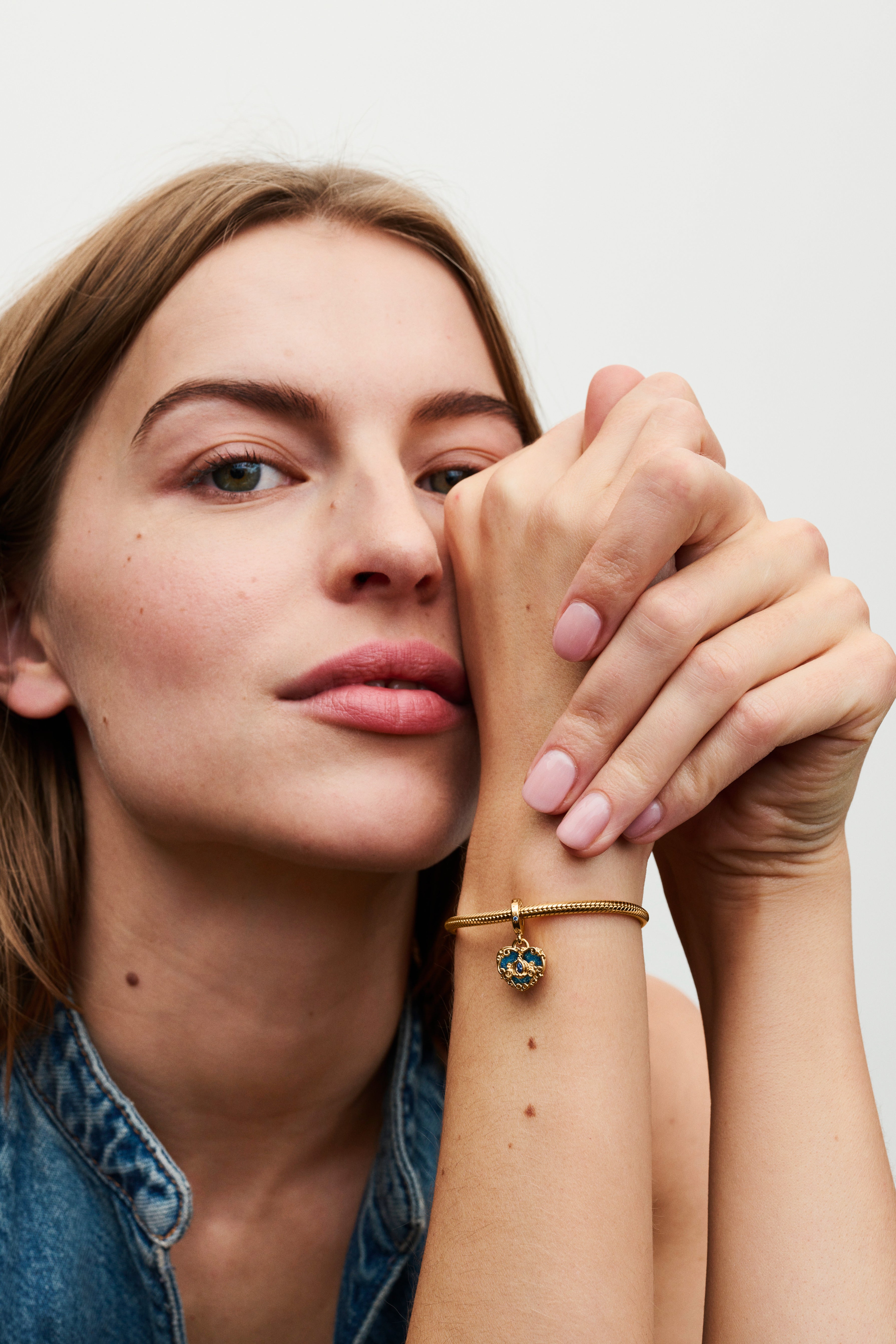 Disney Cinderella's Carriage & Heart Double Dangle Charm