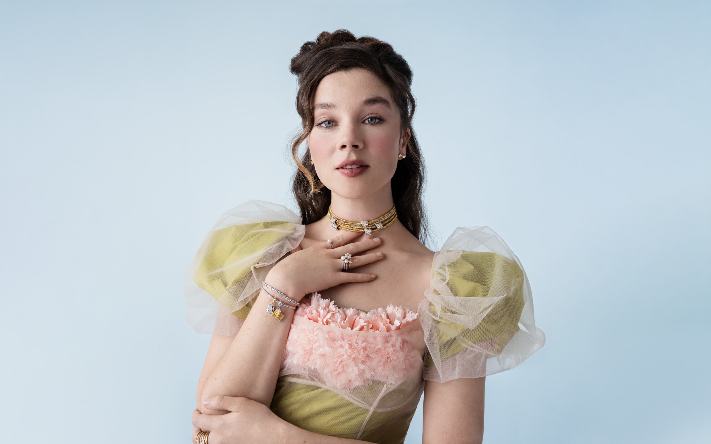 Bridgerton Tea Bag Dangle Charm