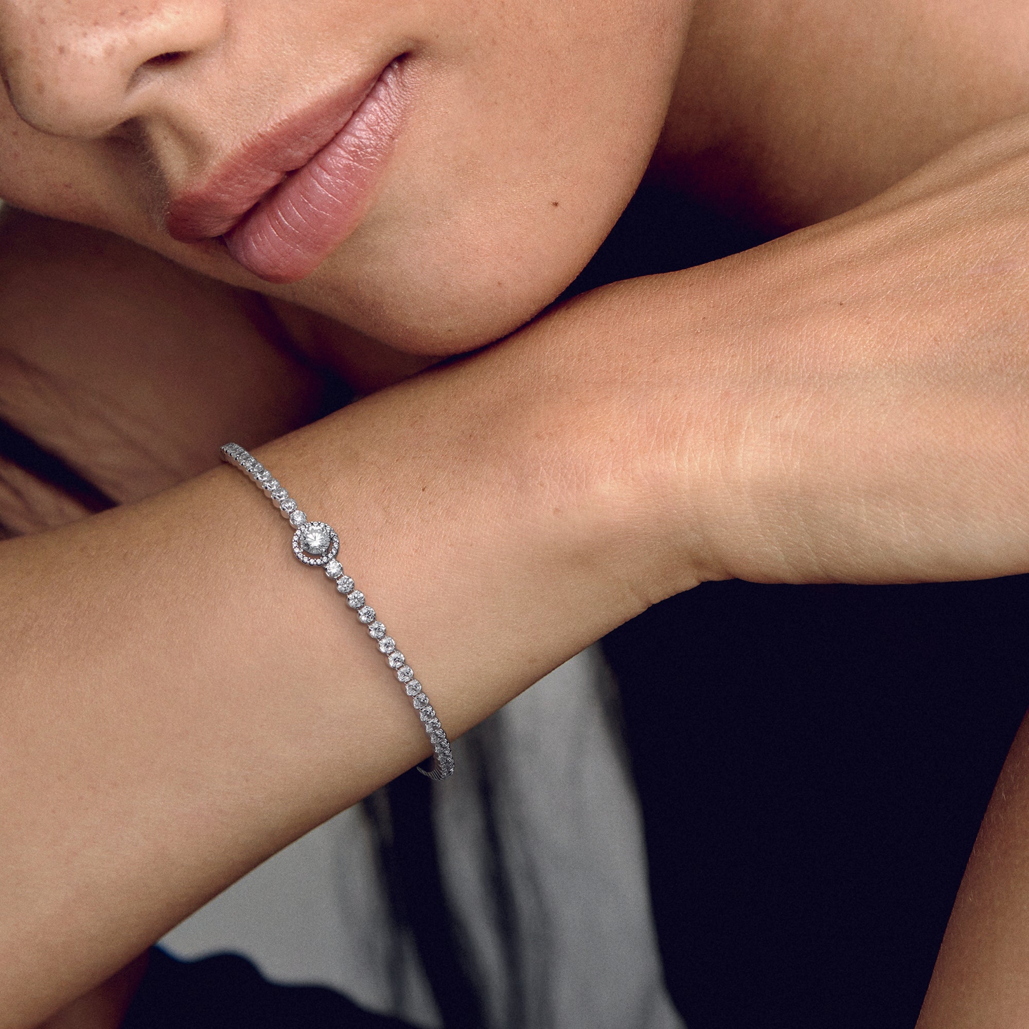 Bracelet With Clear Cubic Zirconia